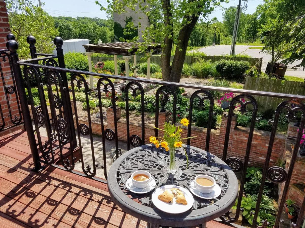 Iron Horse Hotel Blackwater Bagian luar foto