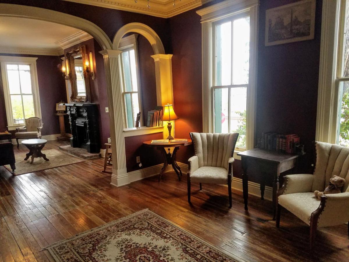 Iron Horse Hotel Blackwater Bagian luar foto