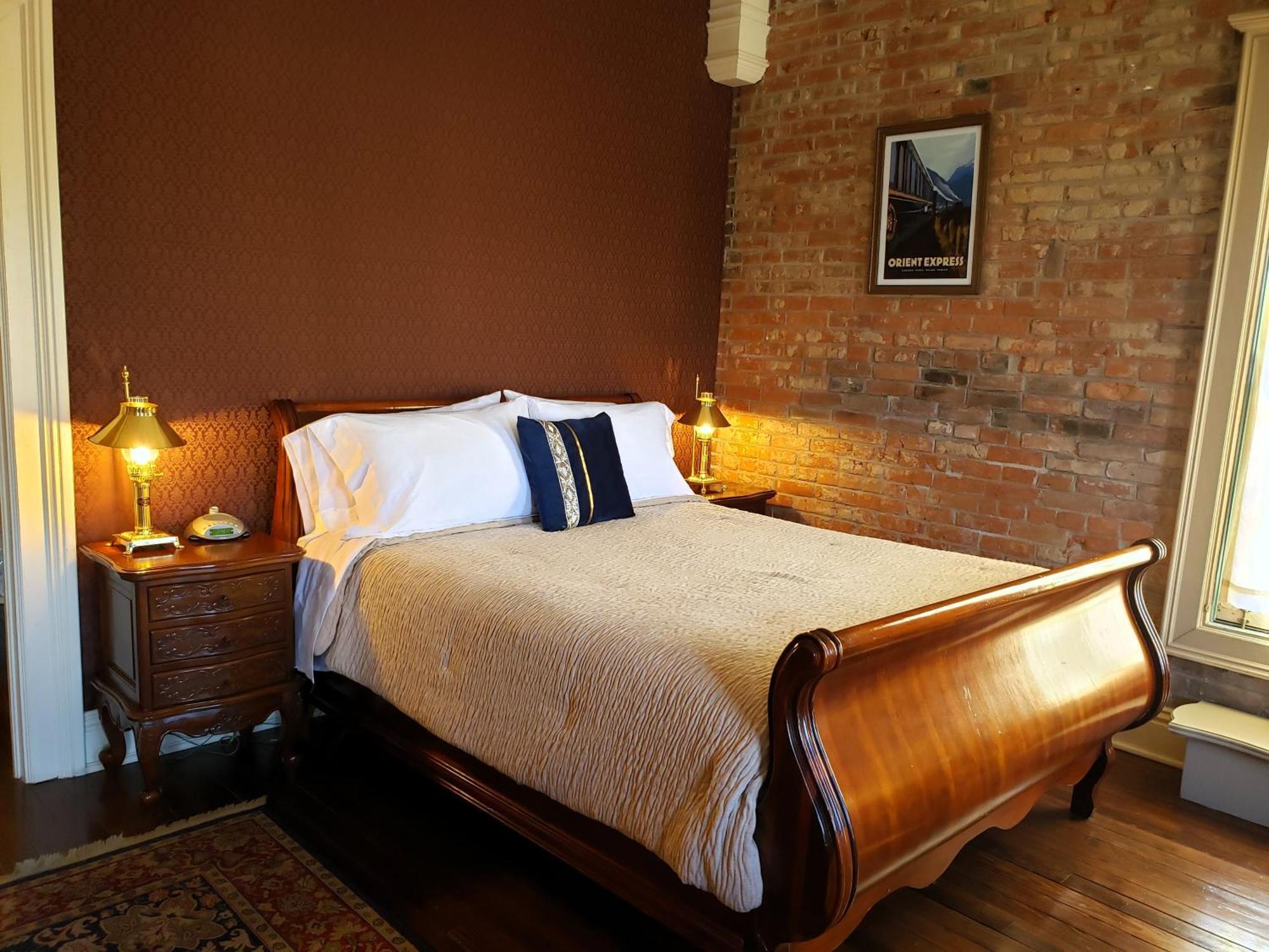 Iron Horse Hotel Blackwater Bagian luar foto